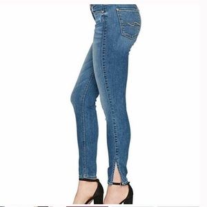 7FAM light wash skinny high waist ankle jean released hem sz 27